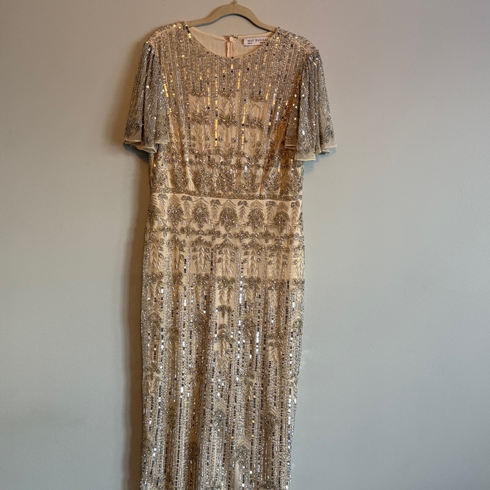 New Mac Duggal Beige & Silver embellished flutter sleeve high neck dress size 10 - Picture 5 of 11